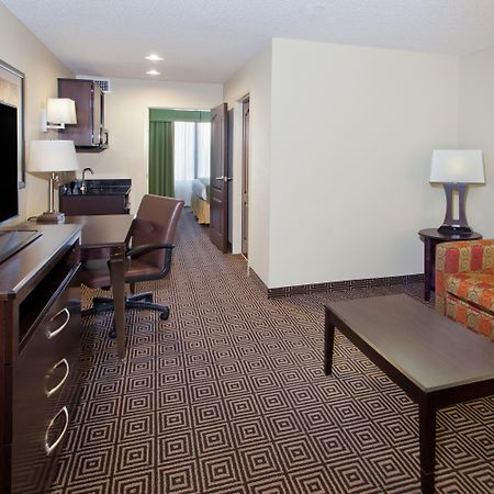 Holiday Inn Express Rome-East By Ihg Ngoại thất bức ảnh