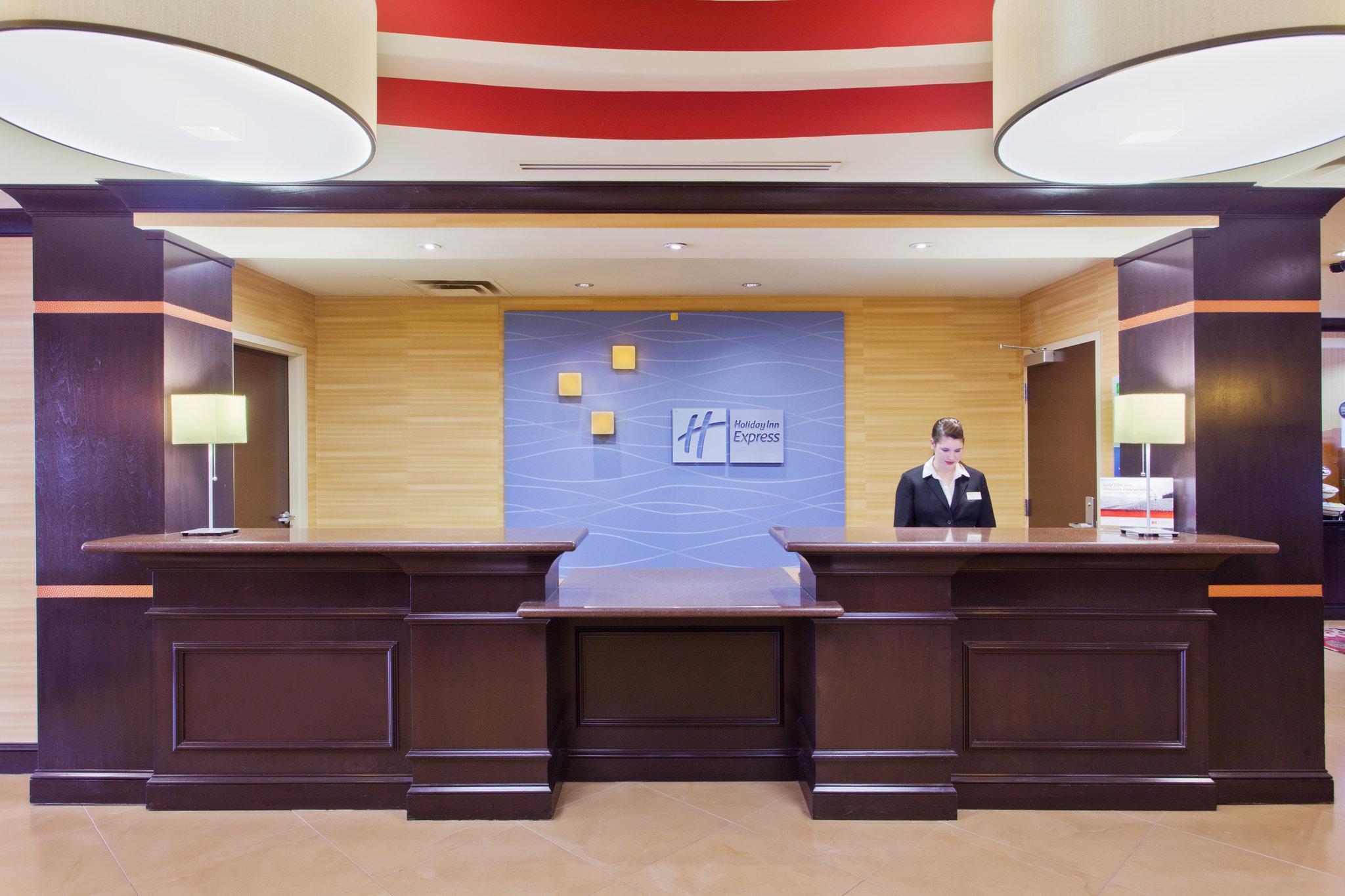 Holiday Inn Express Rome-East By Ihg Ngoại thất bức ảnh