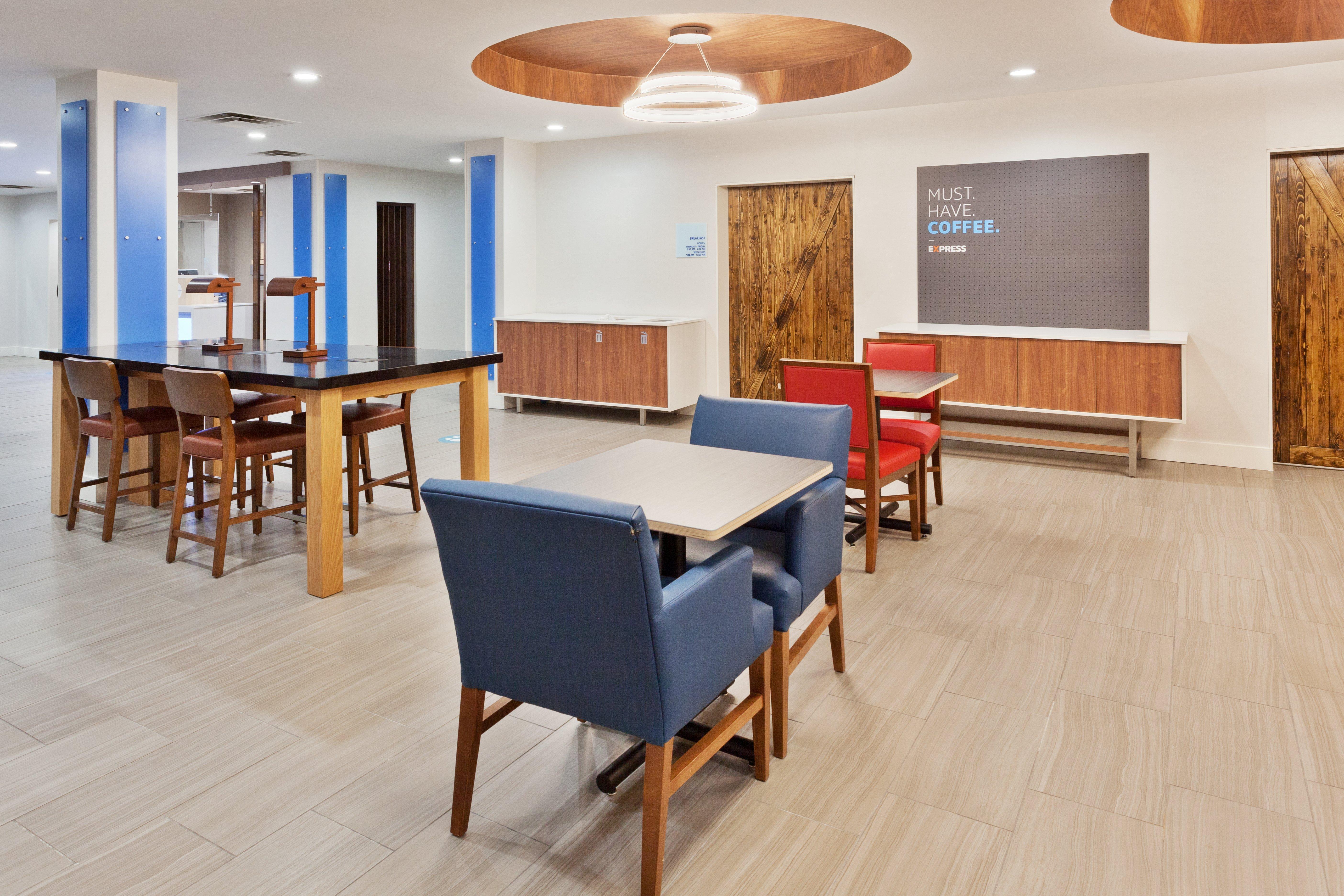 Holiday Inn Express Rome-East By Ihg Ngoại thất bức ảnh