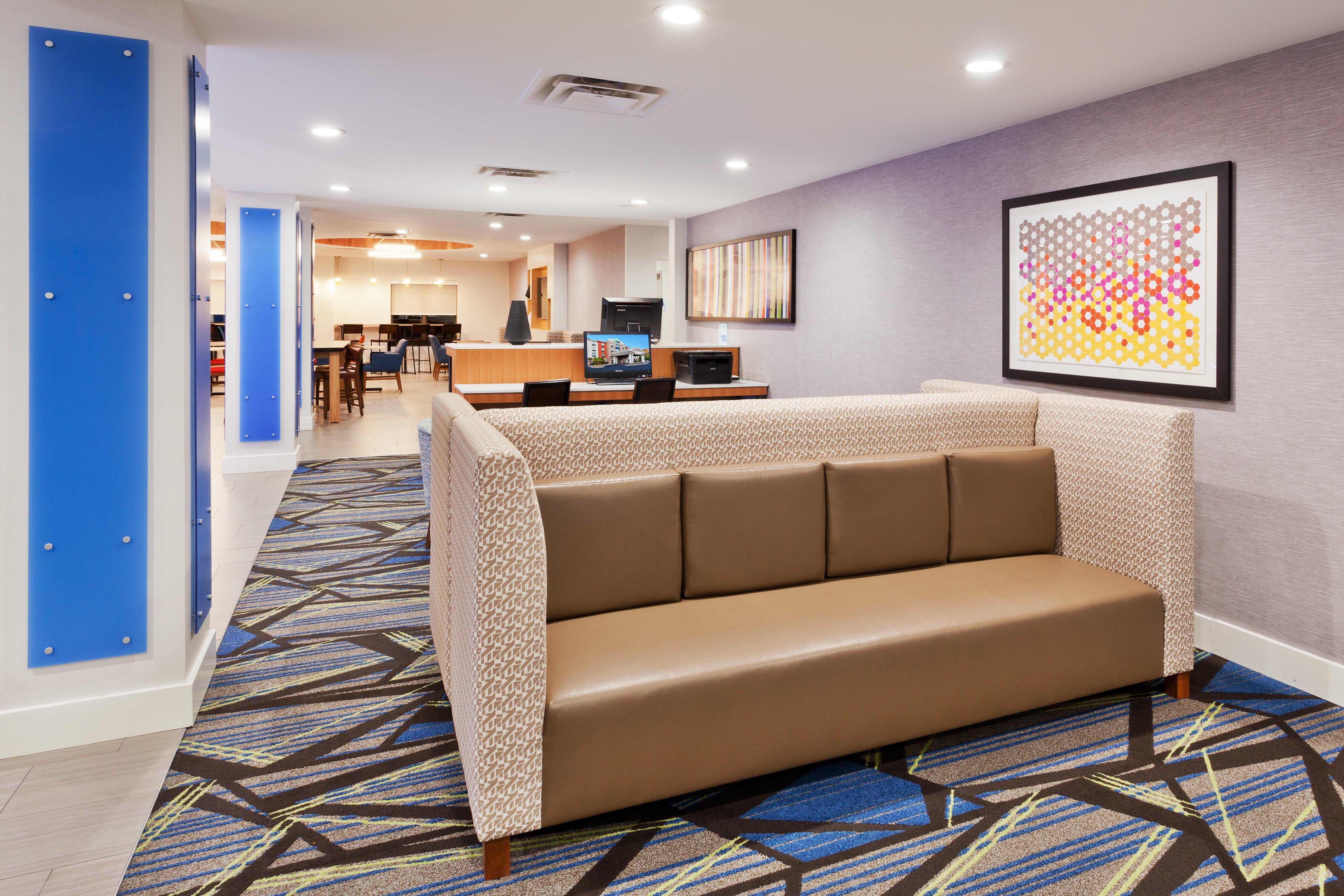 Holiday Inn Express Rome-East By Ihg Ngoại thất bức ảnh