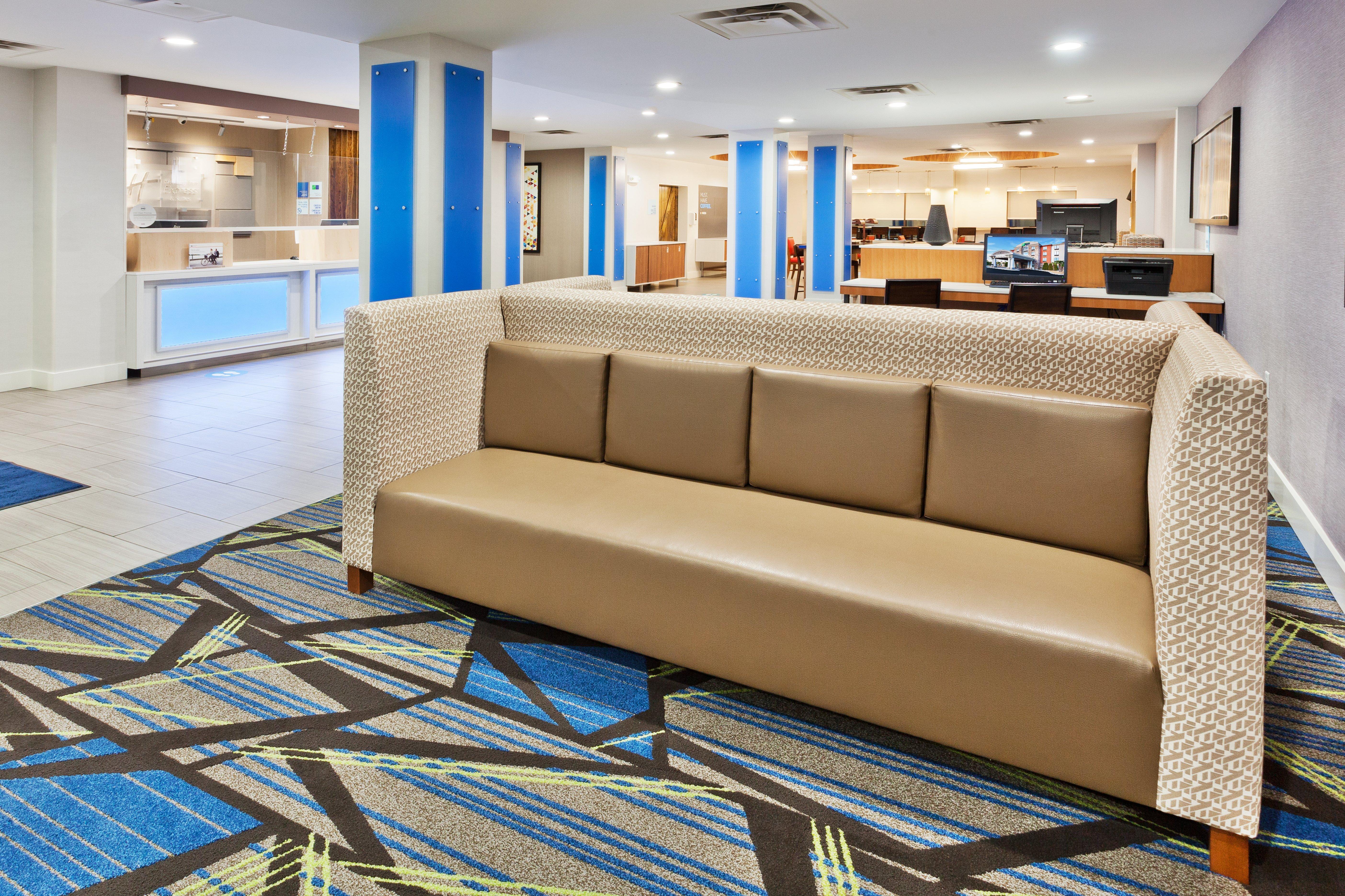 Holiday Inn Express Rome-East By Ihg Ngoại thất bức ảnh