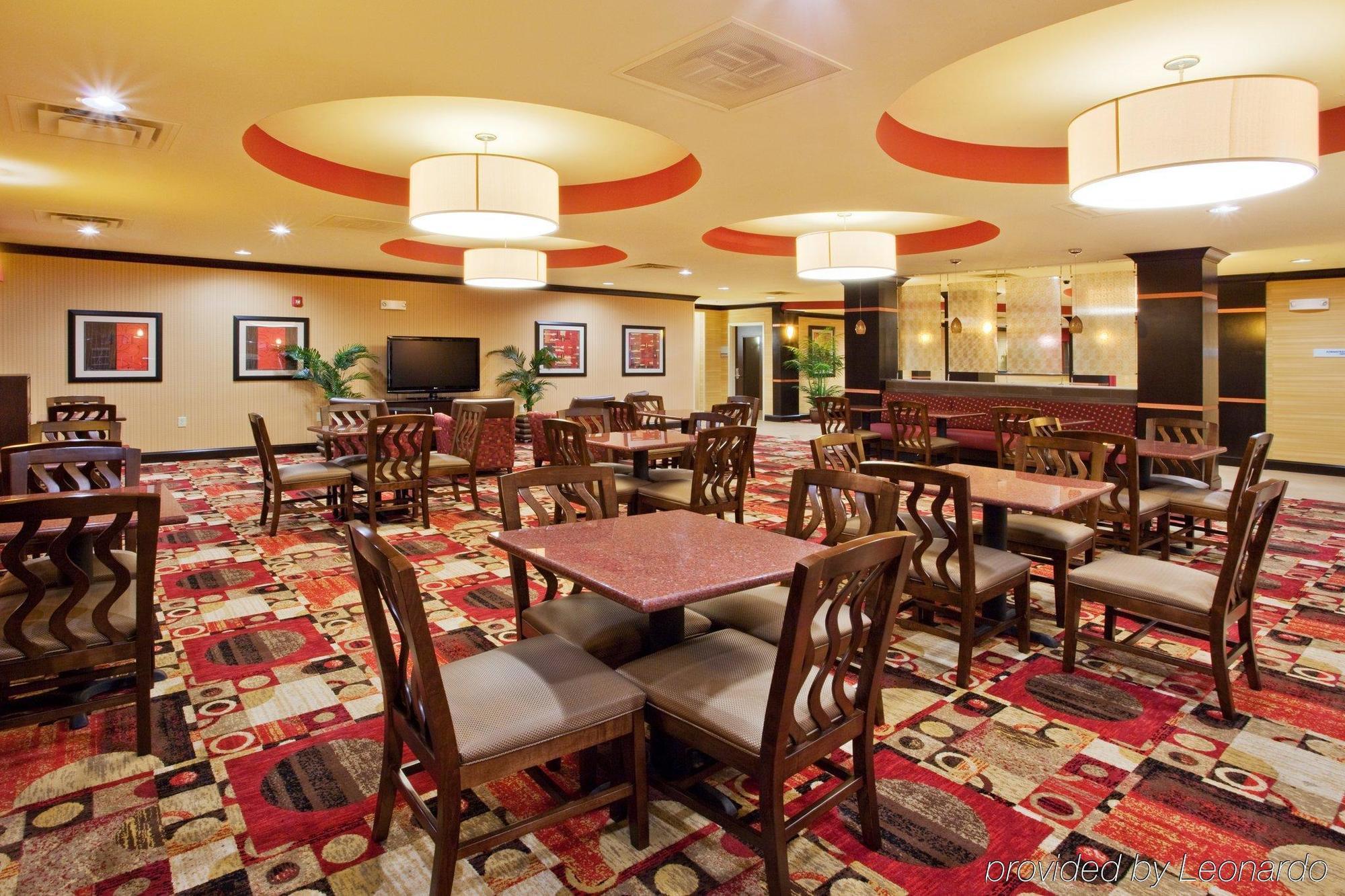 Holiday Inn Express Rome-East By Ihg Ngoại thất bức ảnh